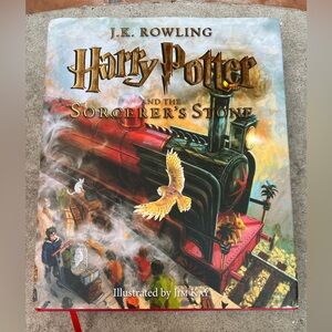Harry Potter and the Sorcerer's Stone Illustrated Edition